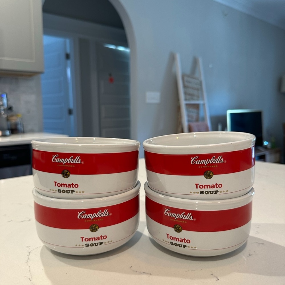 Vintage set of Campbell soup bowls
